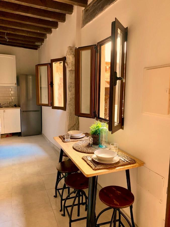 El Apartamento De La Yaya โตเลโด ภายนอก รูปภาพ